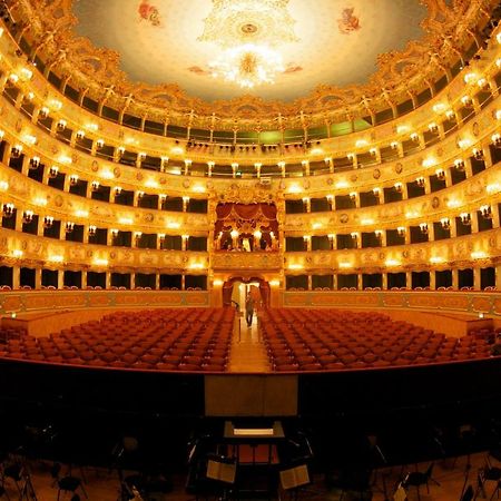 Your Suite By St.Mark'S Square Венеция Экстерьер фото